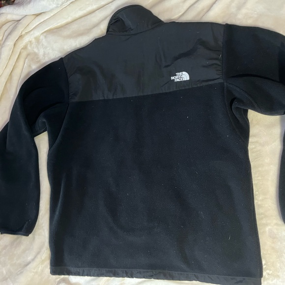 The North Face Men’s Black Denali Jacket - Picture 8 of 11